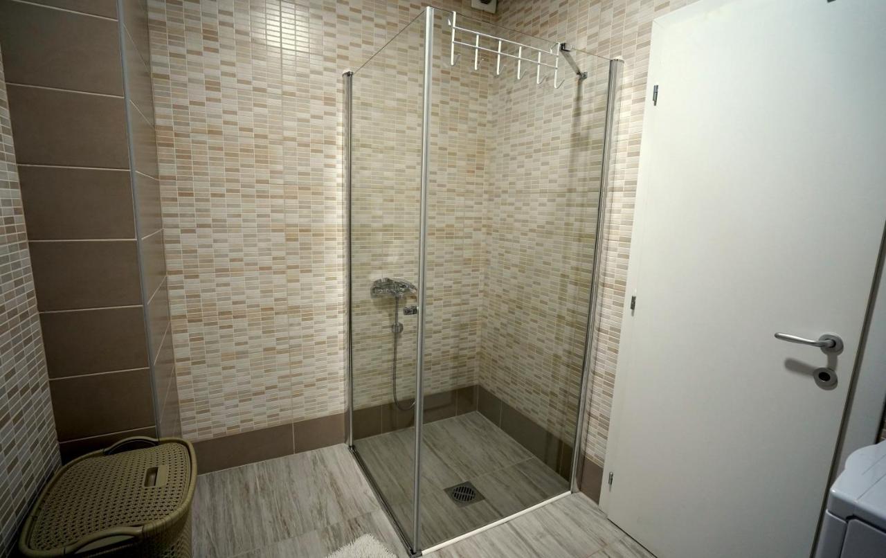 Serbona apartment Kladovo Bagian luar foto